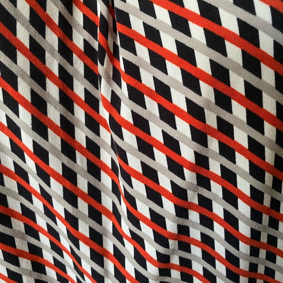 Calvin Klein Women’s Sleeveless Geometric print size S, stretch - Picture 7 of 10